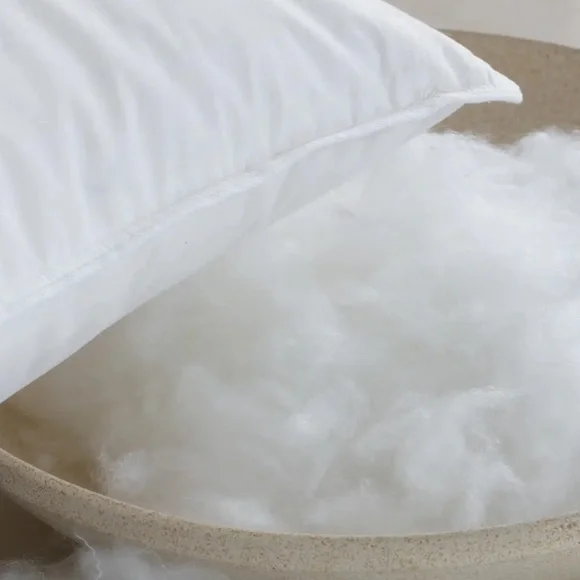 NWOT QUINCE Premium Down Alternative Pillow Firm King 5139 - Picture 5 of 13